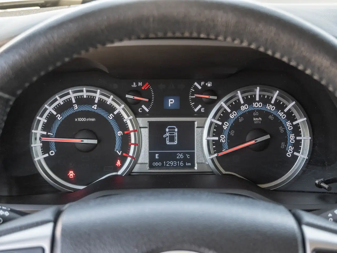 Toyota 4-Runner снимка Toyota 4-Runner