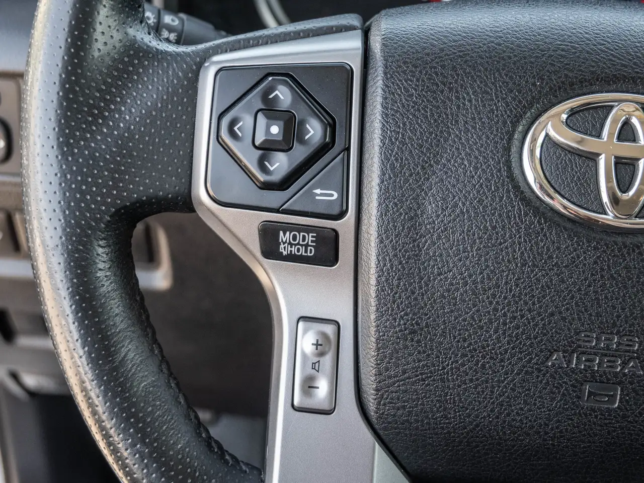 Toyota 4-Runner снимка Toyota 4-Runner