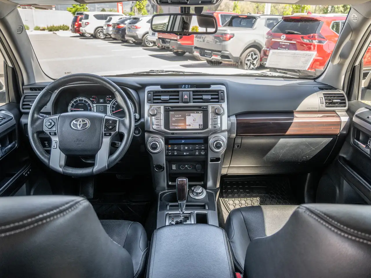 Toyota 4-Runner снимка Toyota 4-Runner