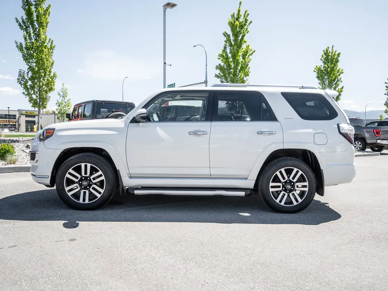 Toyota 4-Runner снимка Toyota 4-Runner