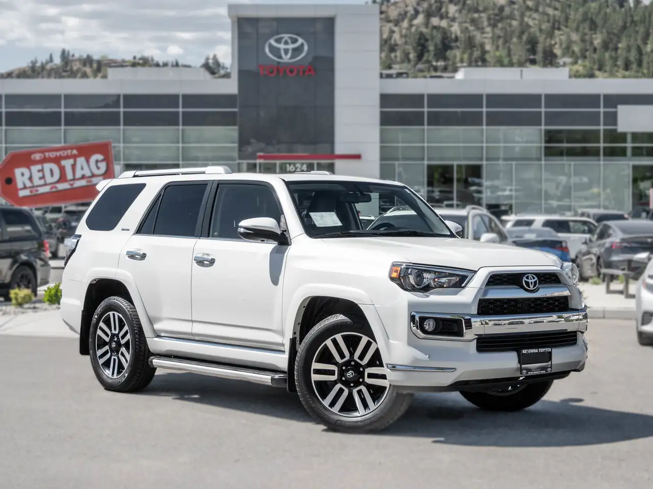 Toyota 4-Runner снимка Toyota 4-Runner