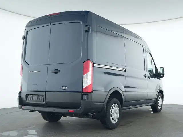Ford Transit view 5