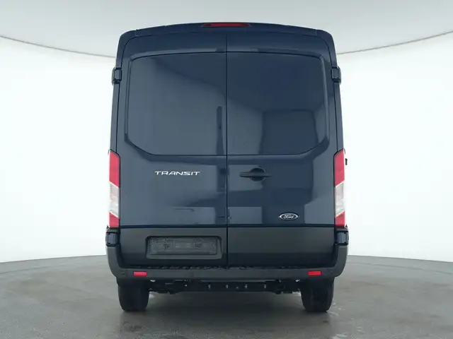 Ford Transit view 4