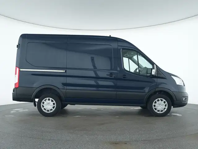 Ford Transit view 3