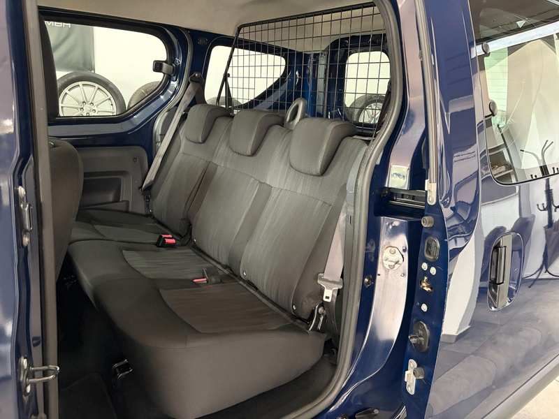Dacia Dokker Laureate*1,5*Standheizung*AHK*Kamera* — photo 22