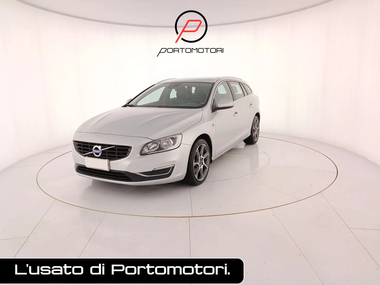 Volvo V60 2.0 D2 Volvo Ocean Race Šedá - 1