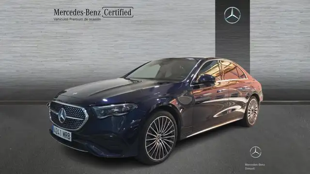 Mercedes-Benz E 300 -CLASS DE AMG LINE PREIMUM