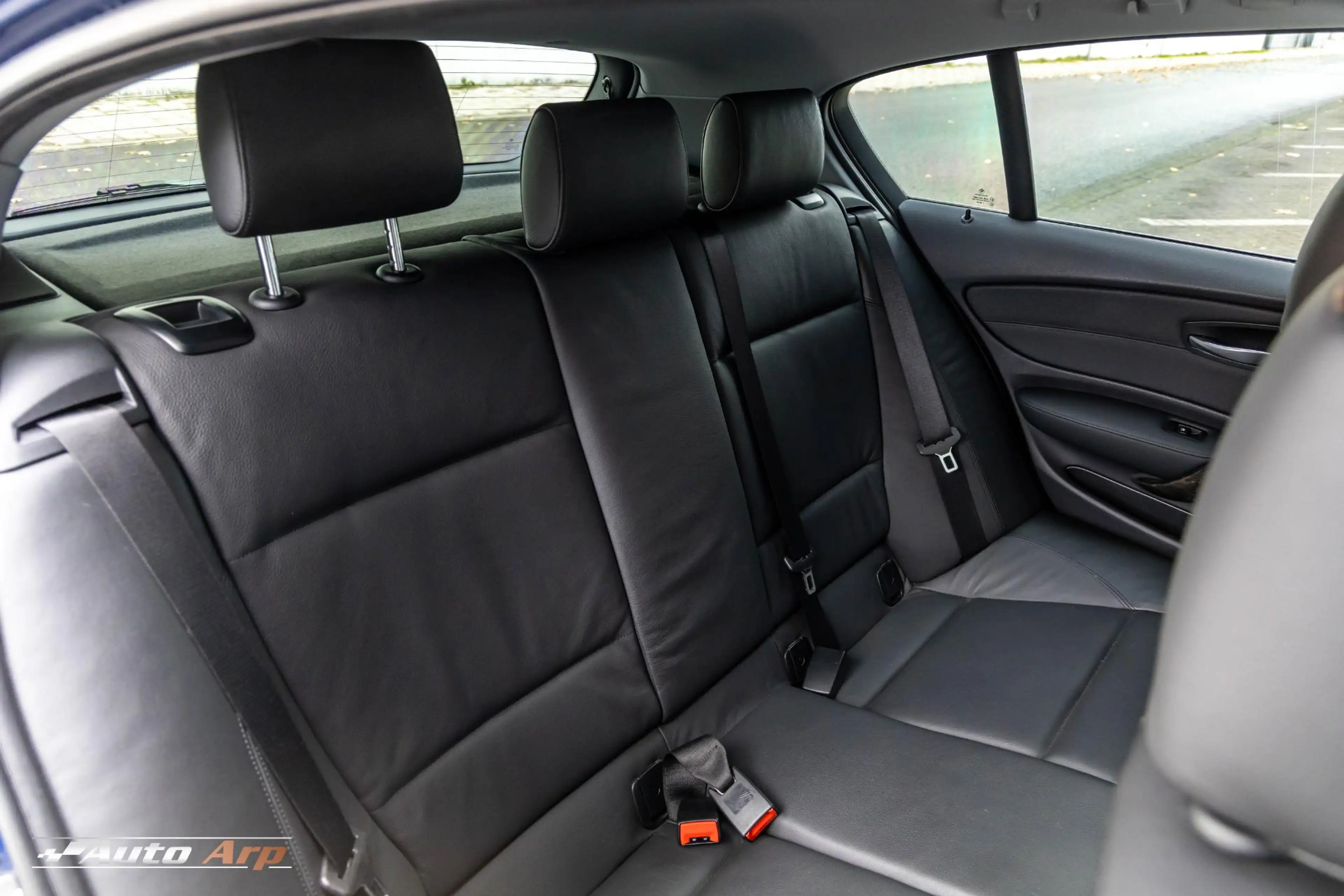 BMW 120 1-serie 120i — photo 19