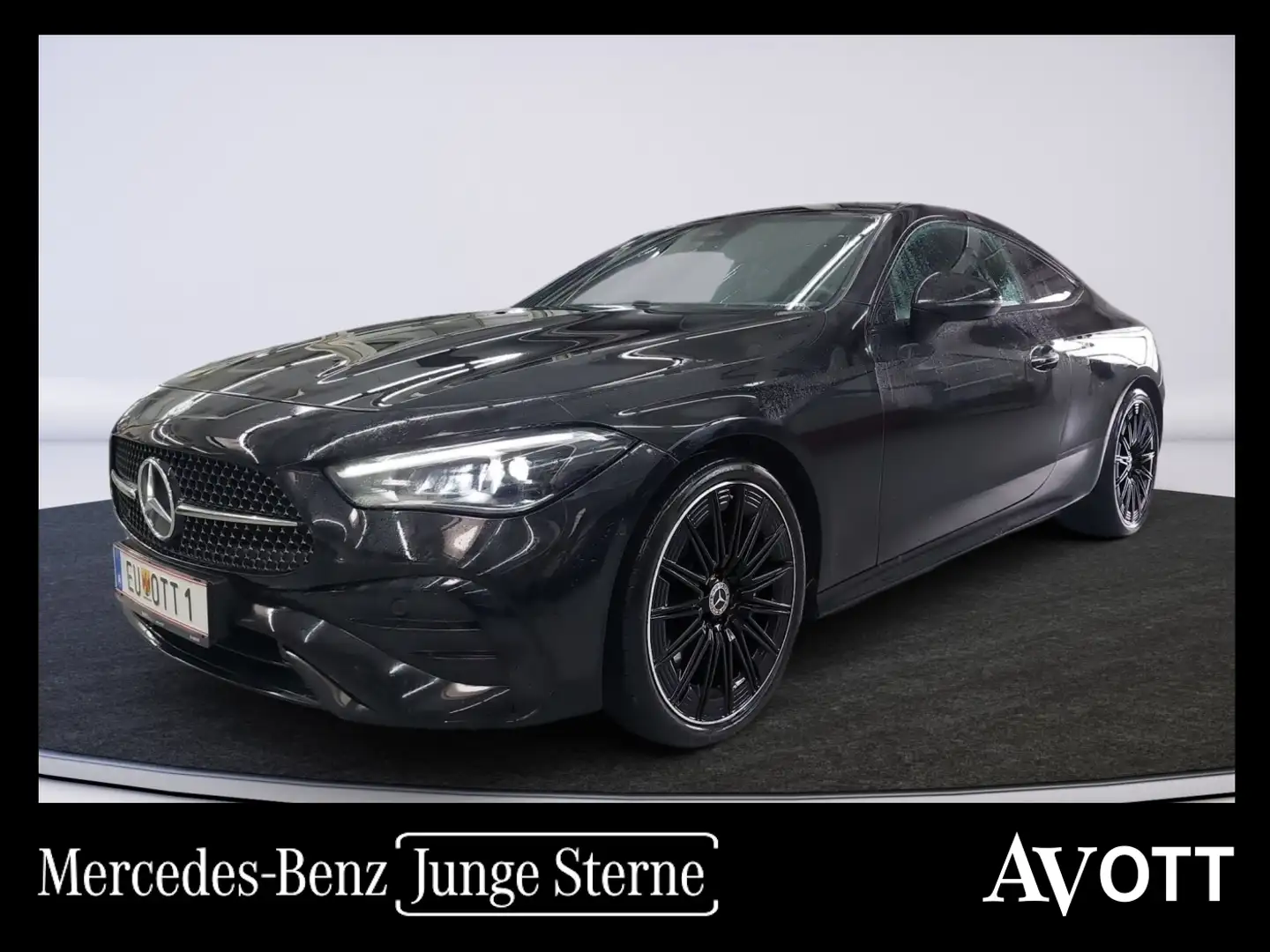 Mercedes-Benz CLE 200 Coupé AMG-Line Night Panoramadach Schwarz - 1