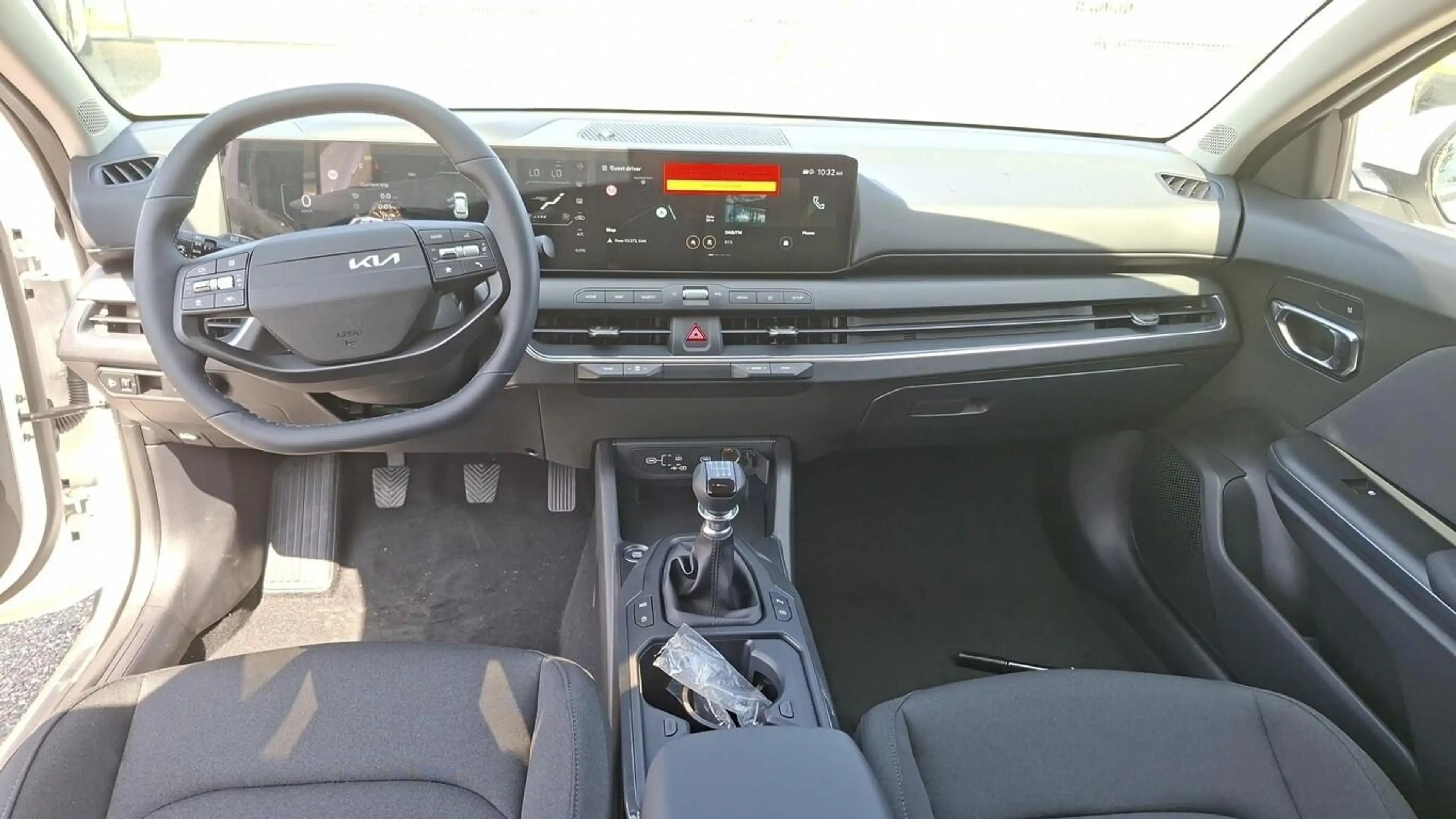 Kia K4 Sportswagon SW Vision MT ACC LED Nav SHZ PrivG ... — photo 7