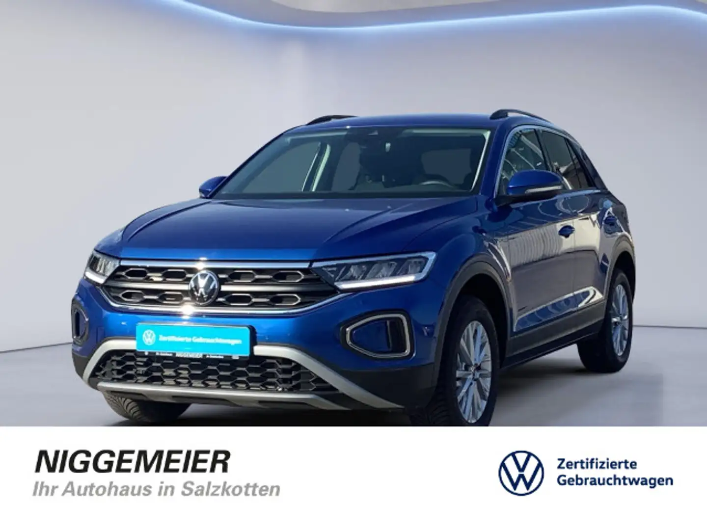 Volkswagen T-Roc 1.5TSI DSG LIFE NAVI+LED+KAMERA+ACC Bleu - 1