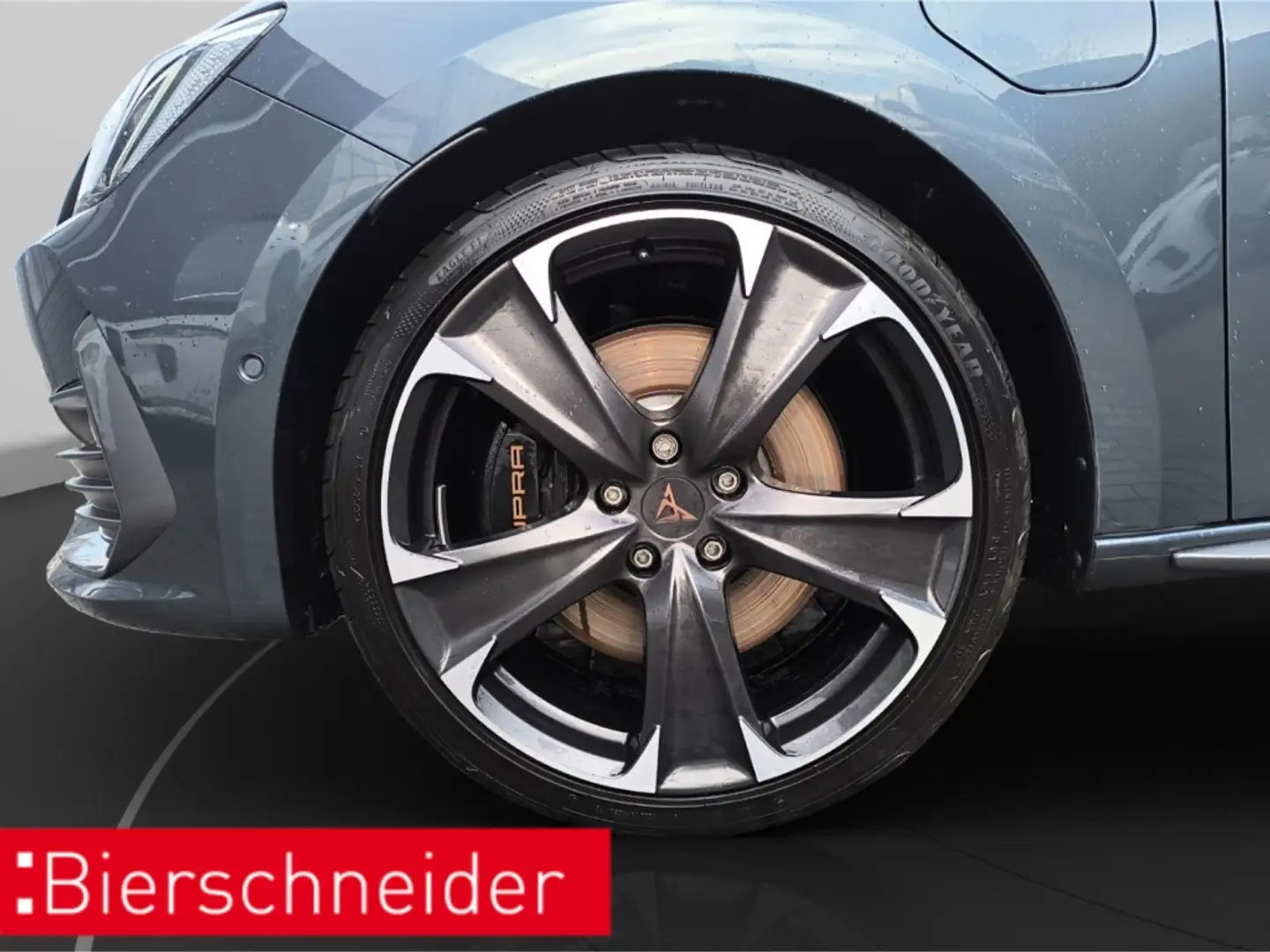 CUPRA Leon Sportstourer 1.4 TSI DSG eHybrid NAVI LED KAMERA Grau - 2