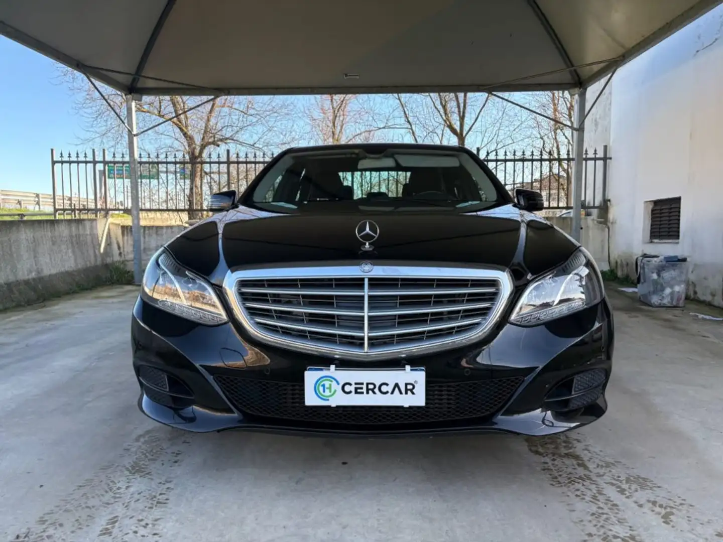 Mercedes-Benz E 200 EURO 6 B Automatica CHILOMETRI E MOTORE ORIGINALI Schwarz - 2