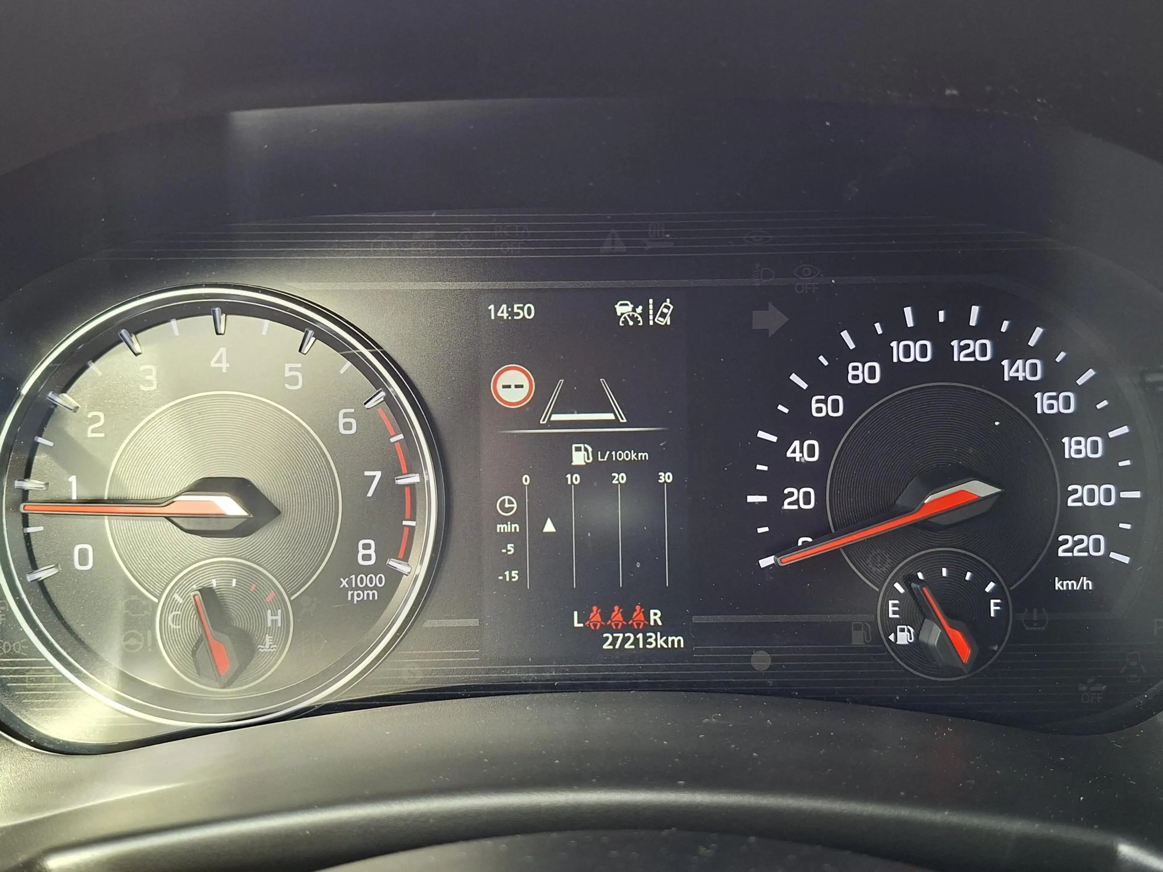 Suzuki Swift 1.2 Comfort Smart Hybrid Navi/Cruise — photo 15