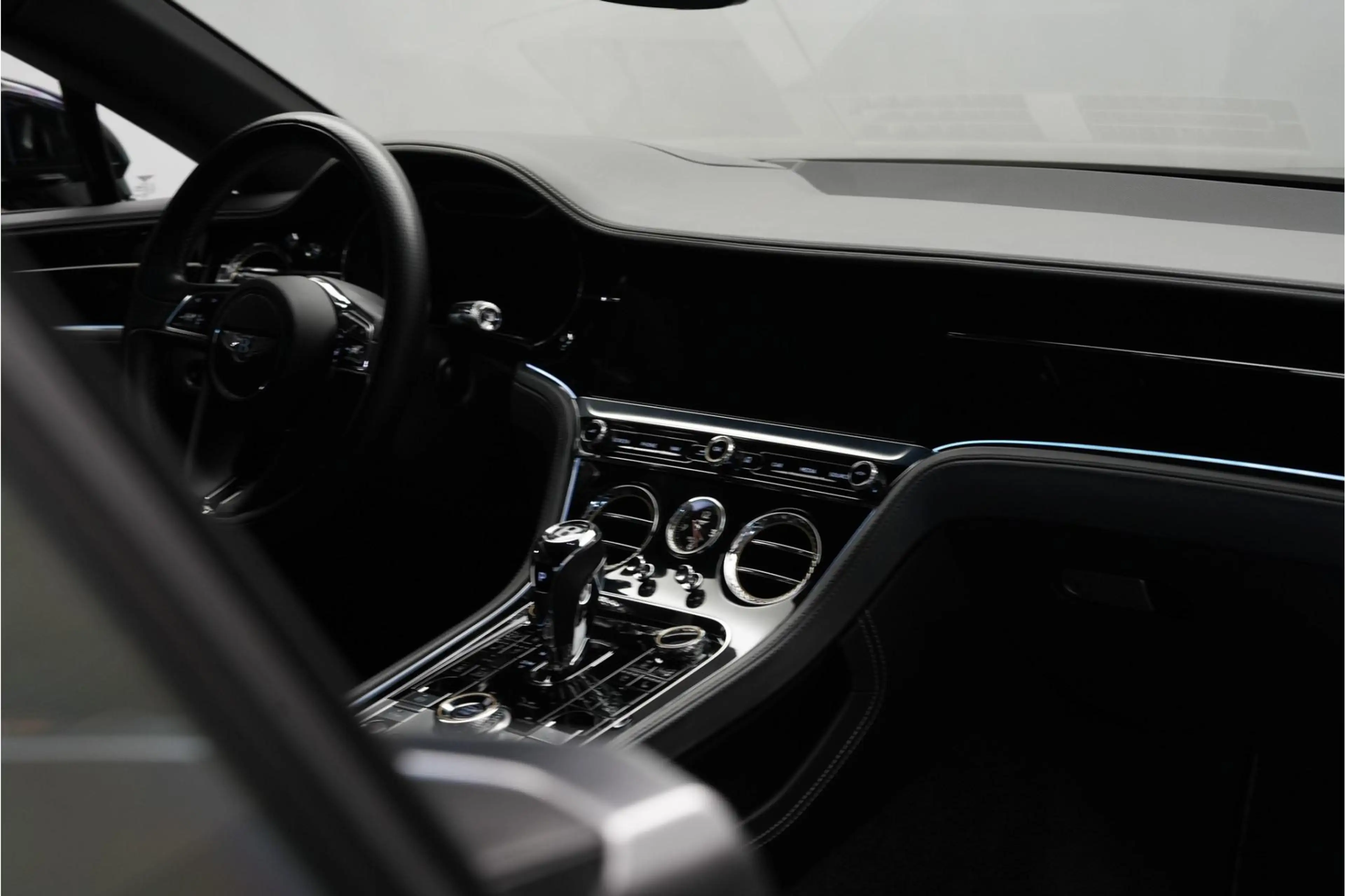 Bentley Continental GT 6.0 W12 | Massage | 360 | Lederen Hemel | Apple Ca — photo 33