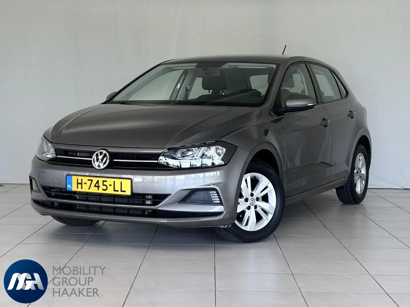 Volkswagen Polo 1.0 TSI Comfortline | Automaat | Apple-Android | C Grau - 1
