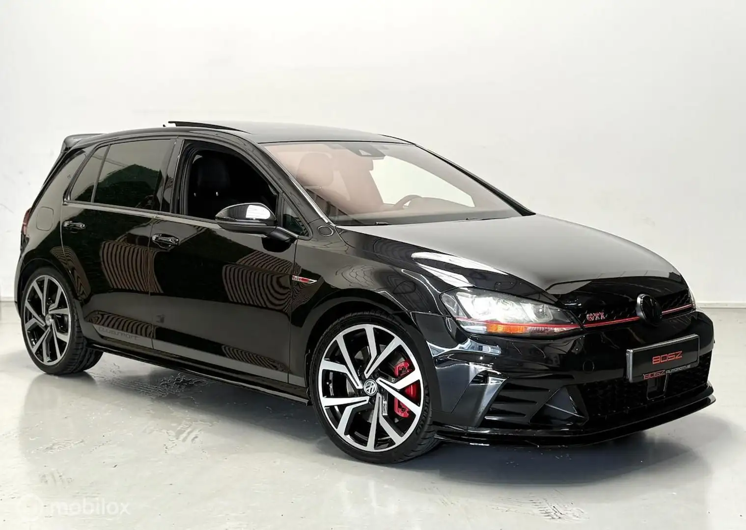 Volkswagen Golf GTI 7 2.0 TSI Clubsport DSG VOL OPTIES Zwart - 2