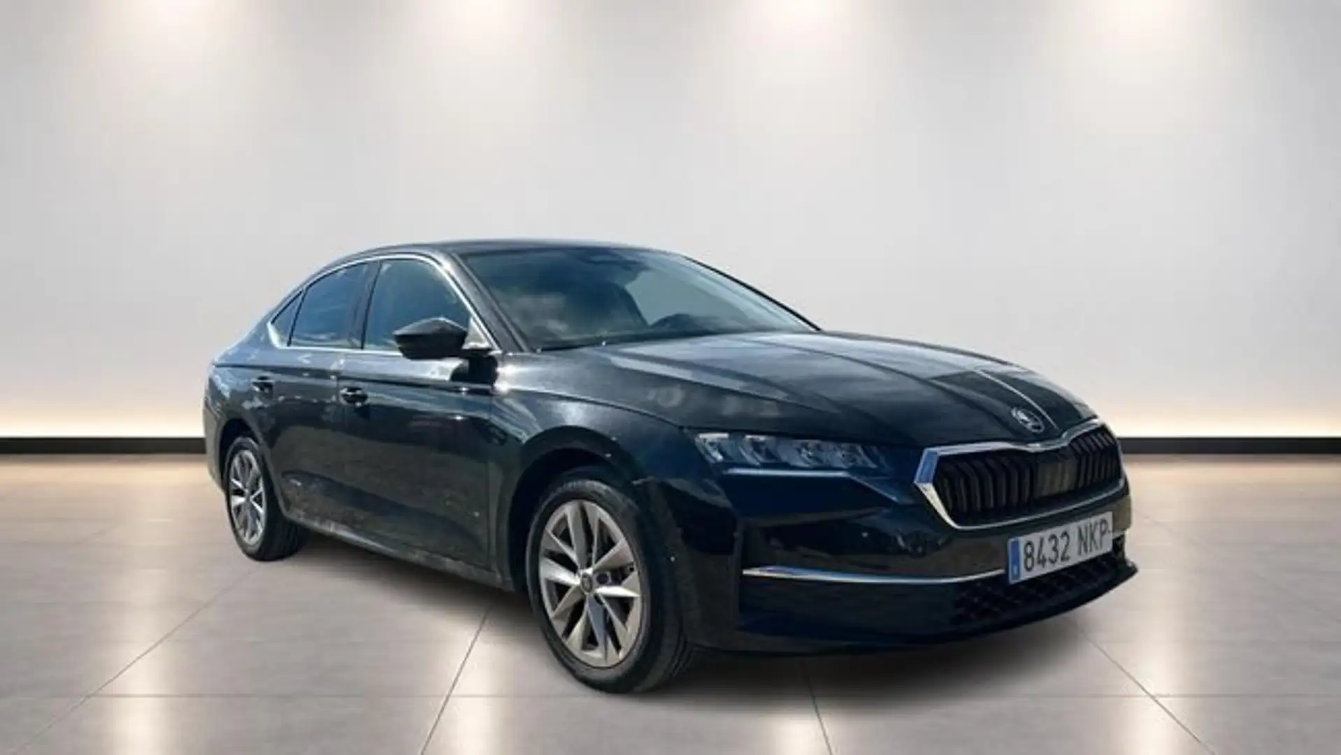 Skoda Octavia 1.5 TSI MHEV PLUS 85KW DSG 116 5P Negro - 1