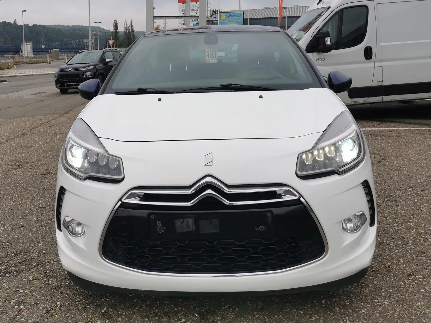 Citroen DS3 DS3 1.6 HDi So Irrésistible Blanco - 2