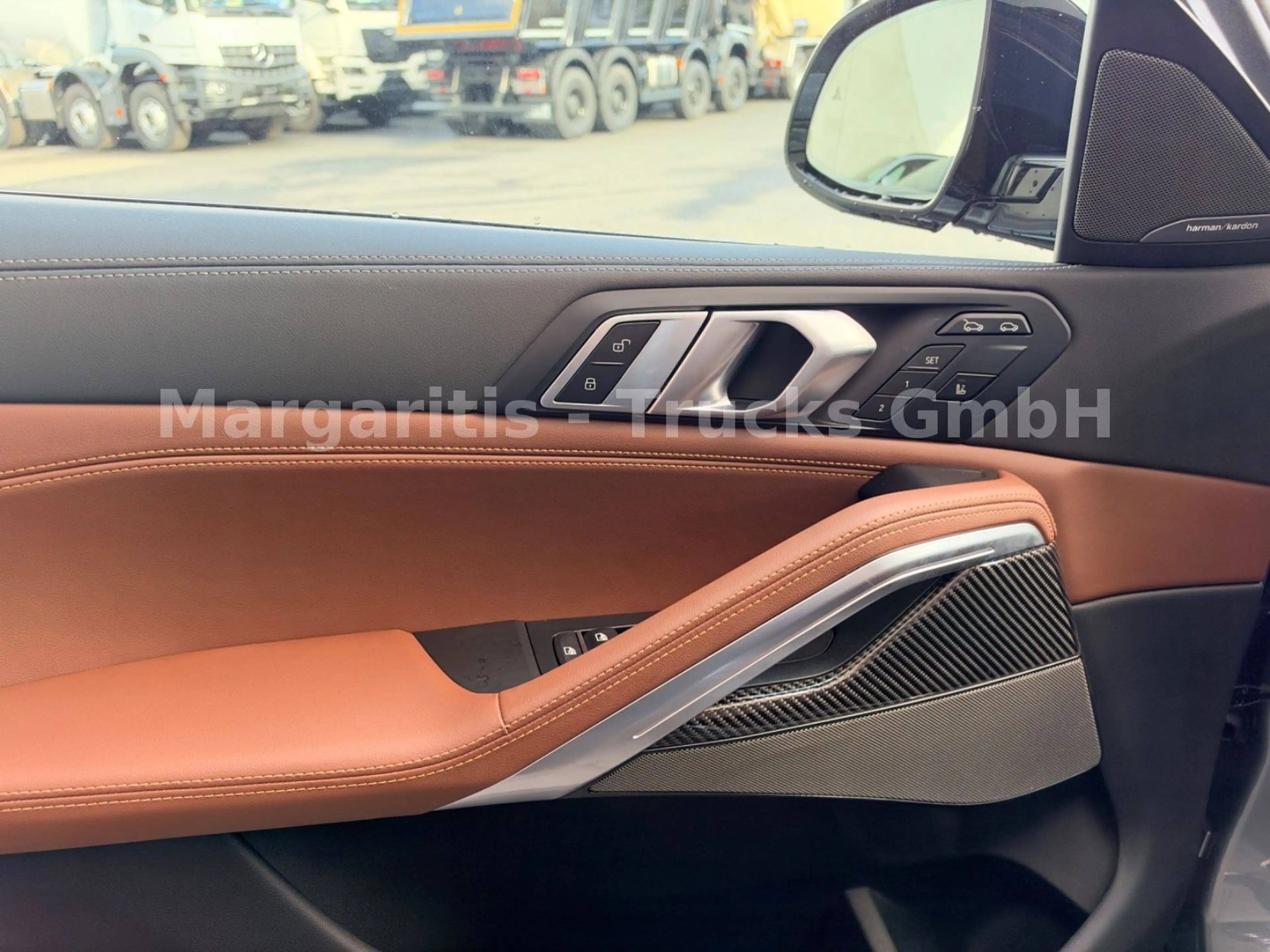BMW X6 xDrive40d/22"/MPaketPro/Pano/Luft/SoftClose — photo 14