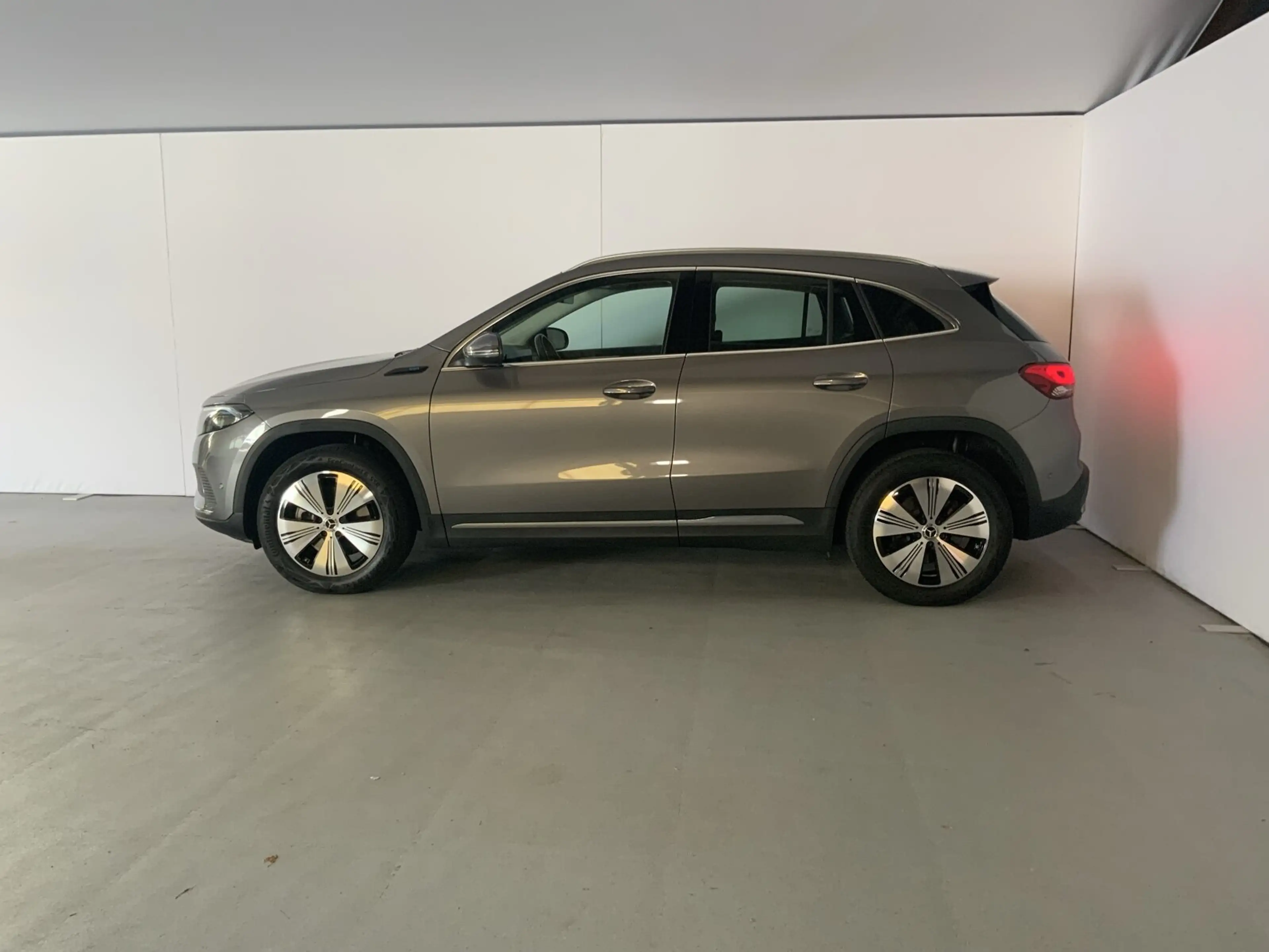 Mercedes-Benz EQA 250 EQA 250 Progressive DISTRONIC RüKam SpiegelPak — photo 3