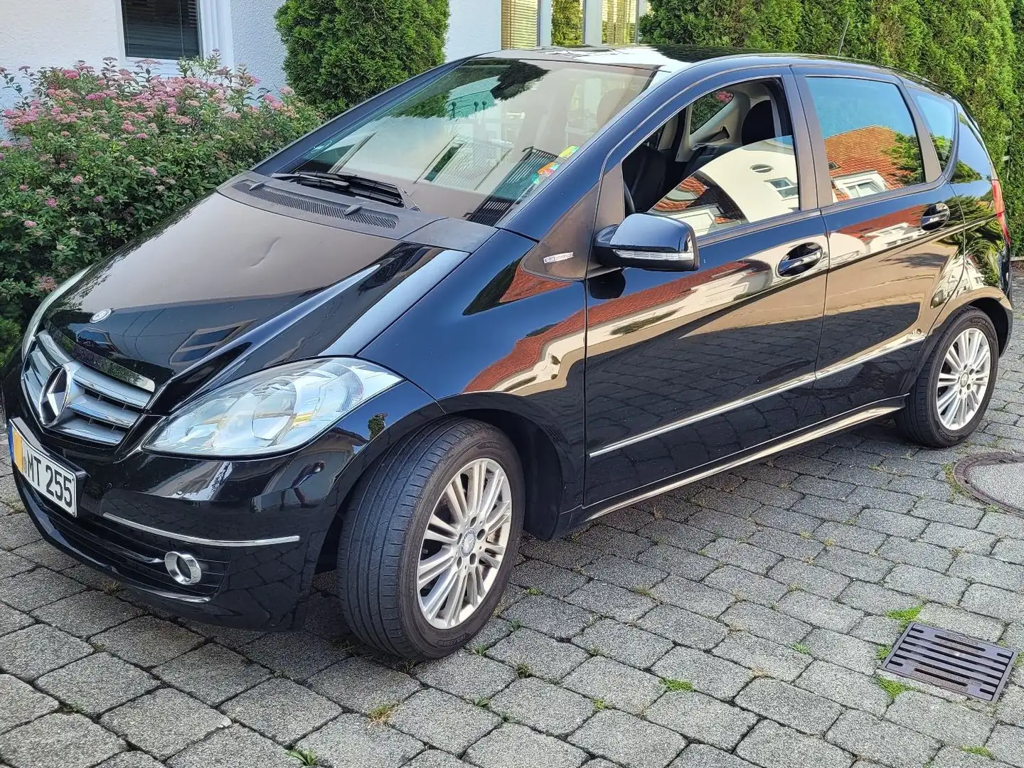 Mercedes-Benz A 160 A 160 BlueEFFICIENCY Elegance - 2