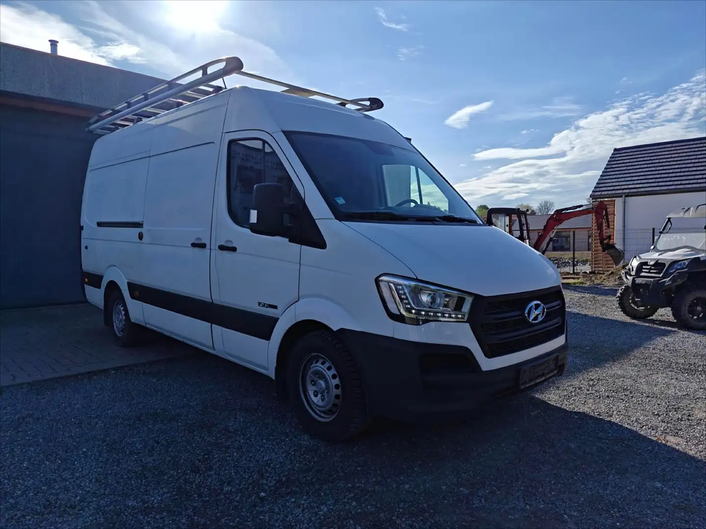 Hyundai H 350 2.5 CRDi Белый - 1