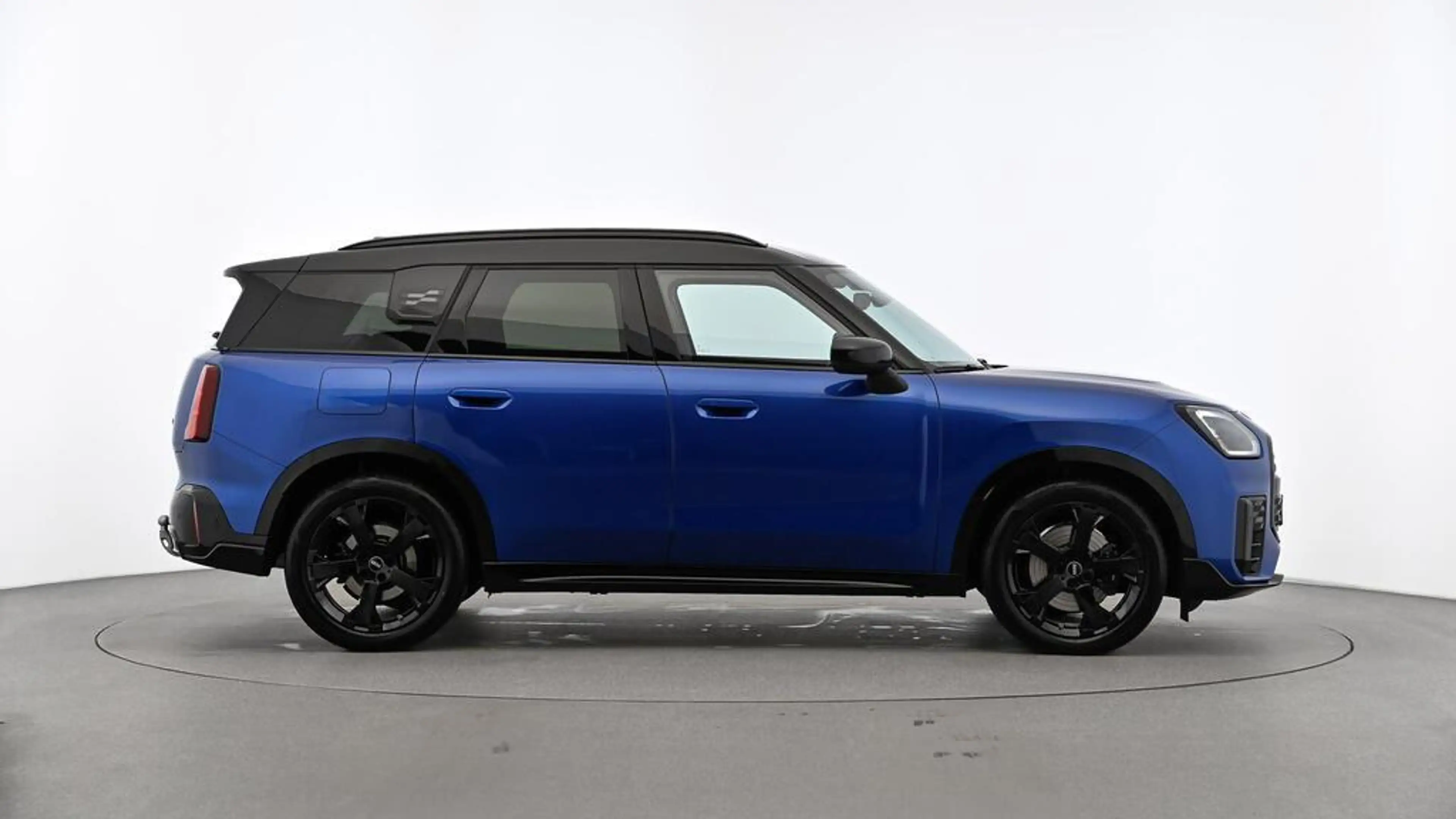 MINI Countryman C John Cooper Works Trim — photo 2