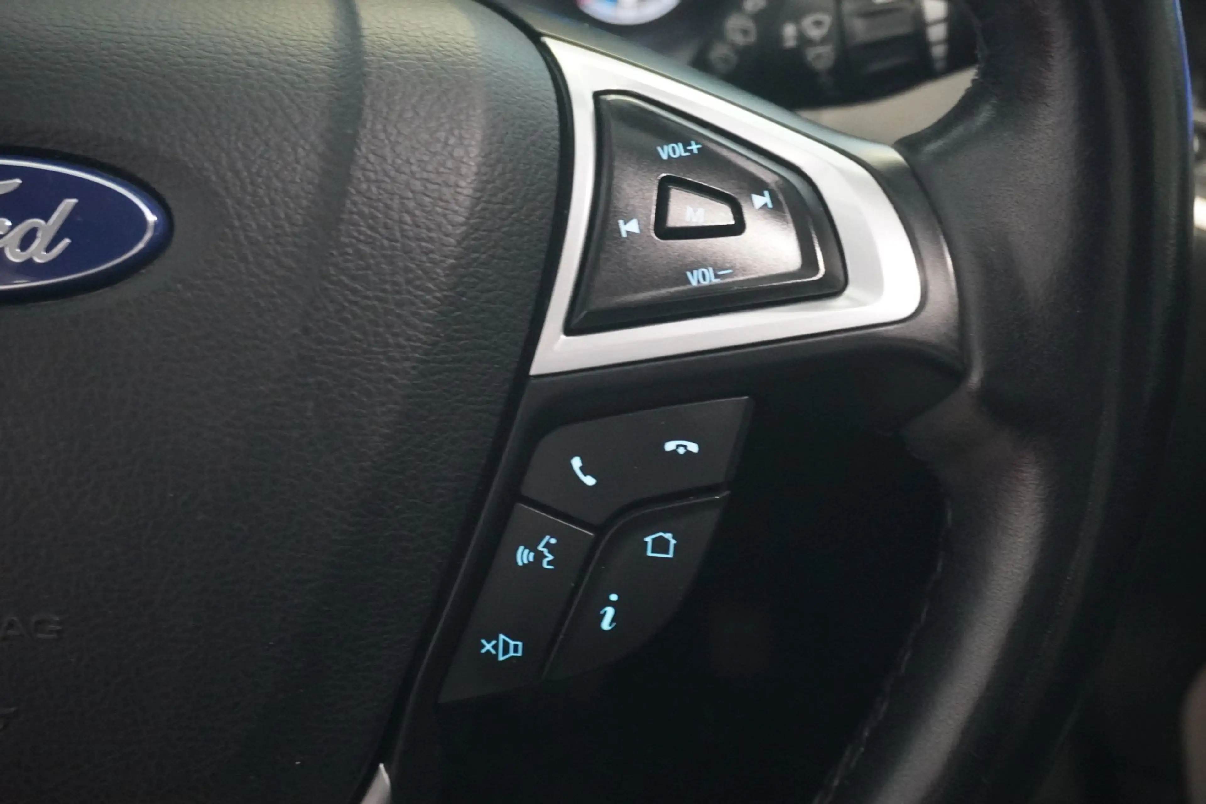 Ford Galaxy 2.0 EcoBlue 7-Sitze/Navi/PDC — photo 14