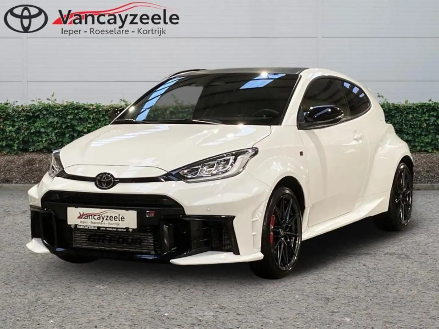 Toyota Yaris AT+Experiencepack+Verical handbrake+cam+gps+sens V Weiß - 1