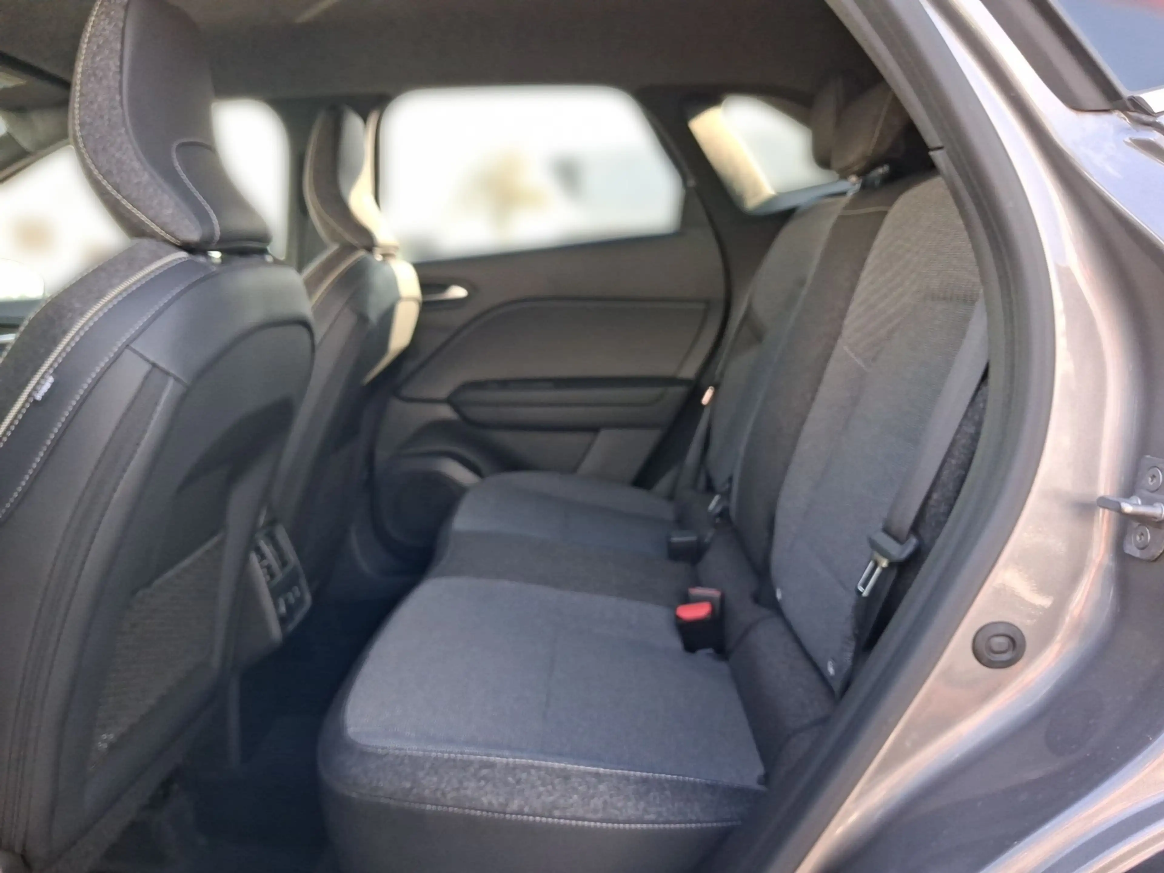 Renault Symbioz Techno E-Tech 160 — photo 7
