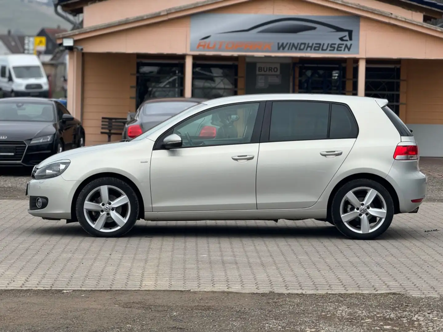 Volkswagen Golf 6 / 1.4 TSI DSG MATCH *PDC Silber - 2