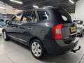 Kia Carens 2.0 CVVT X-ecutive ECC / NAVIGATIE / TREKHAAK Gris - thumbnail 27