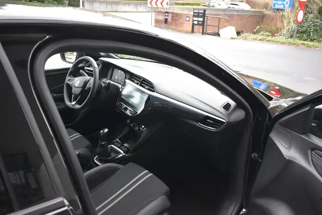 Opel Corsa view 13