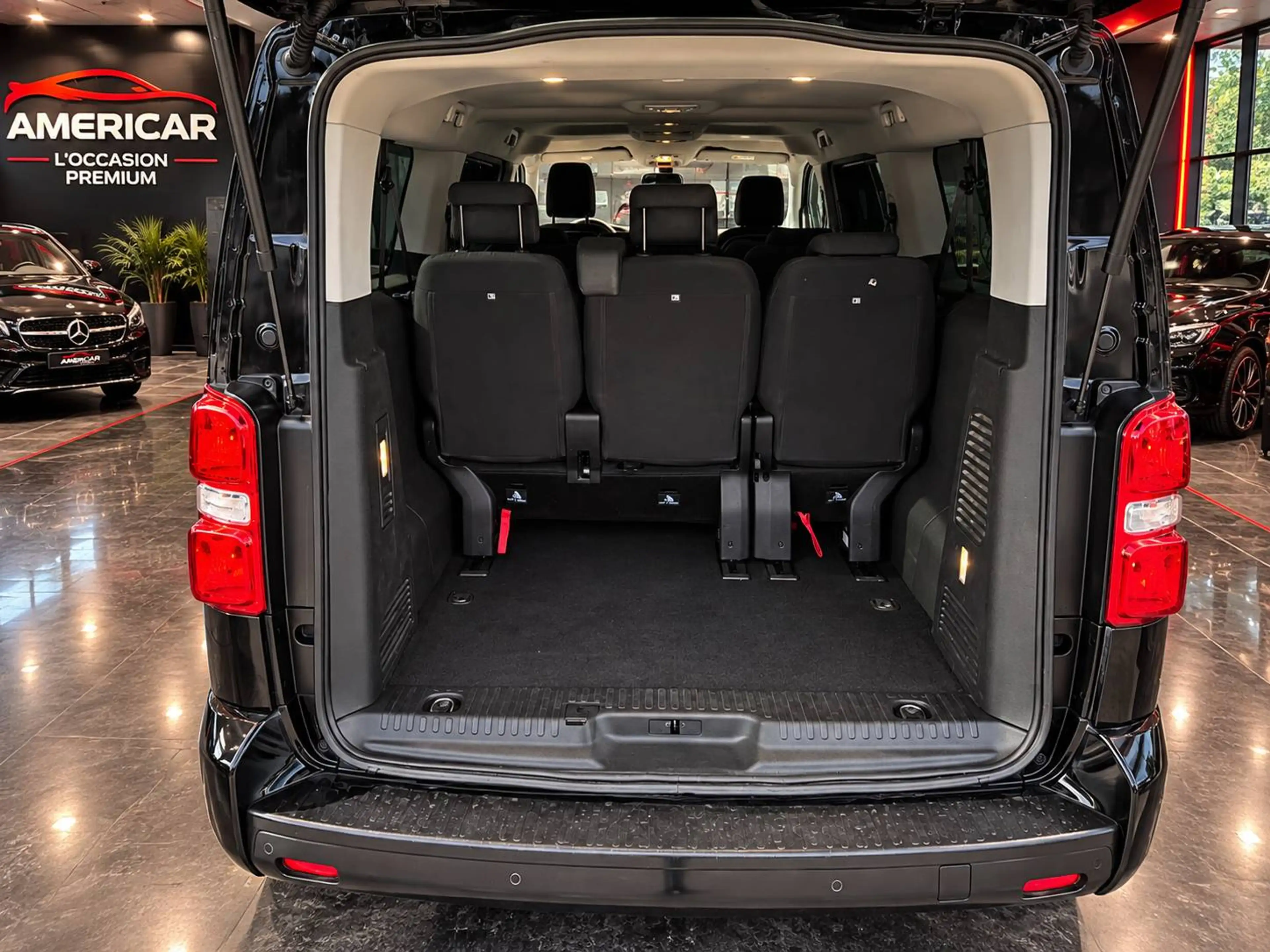 Peugeot Traveller 2.0 BlueHDi L3 Utility Active CU S/S — photo 8