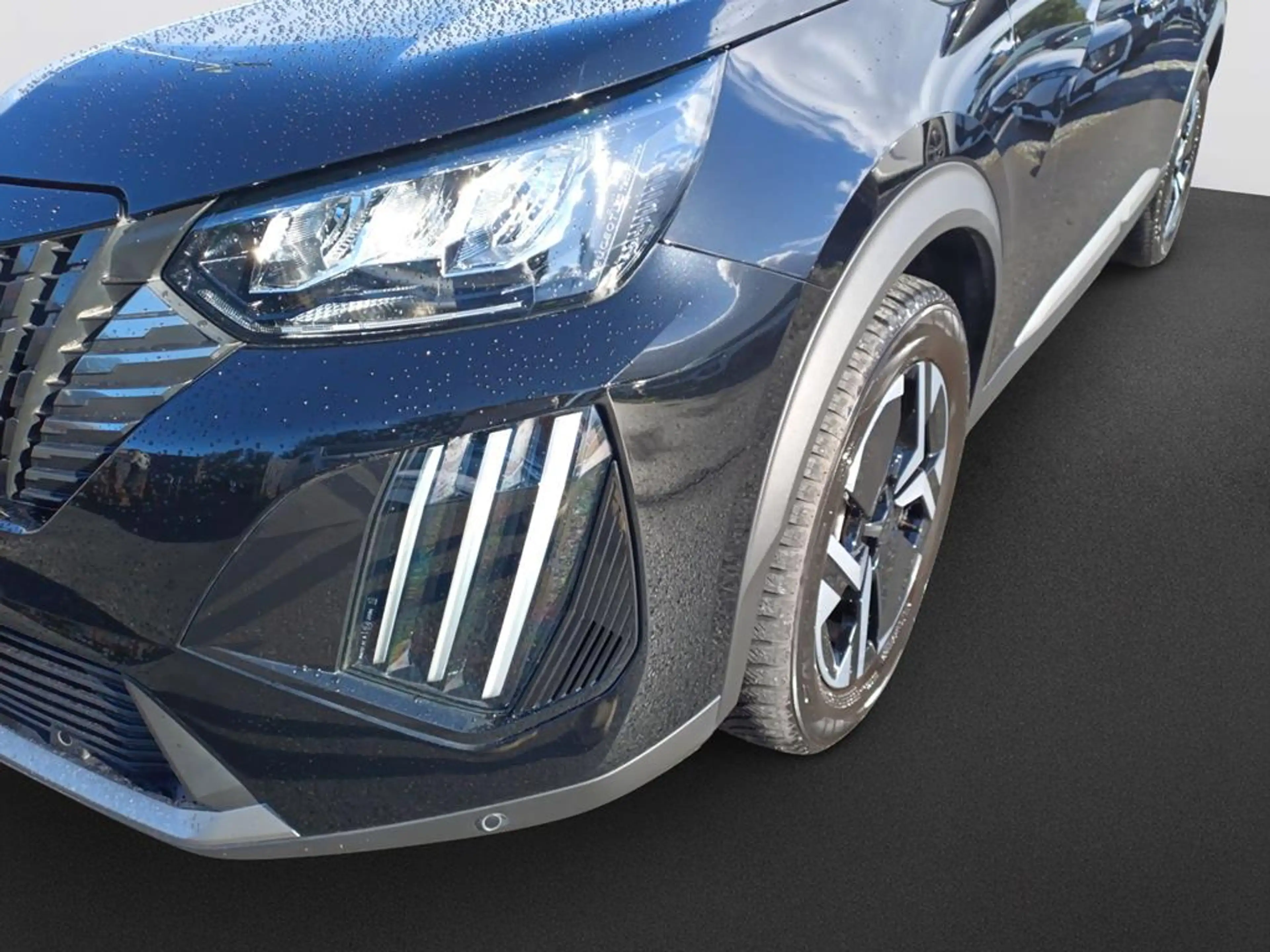 Peugeot 2008 Allure — photo 9