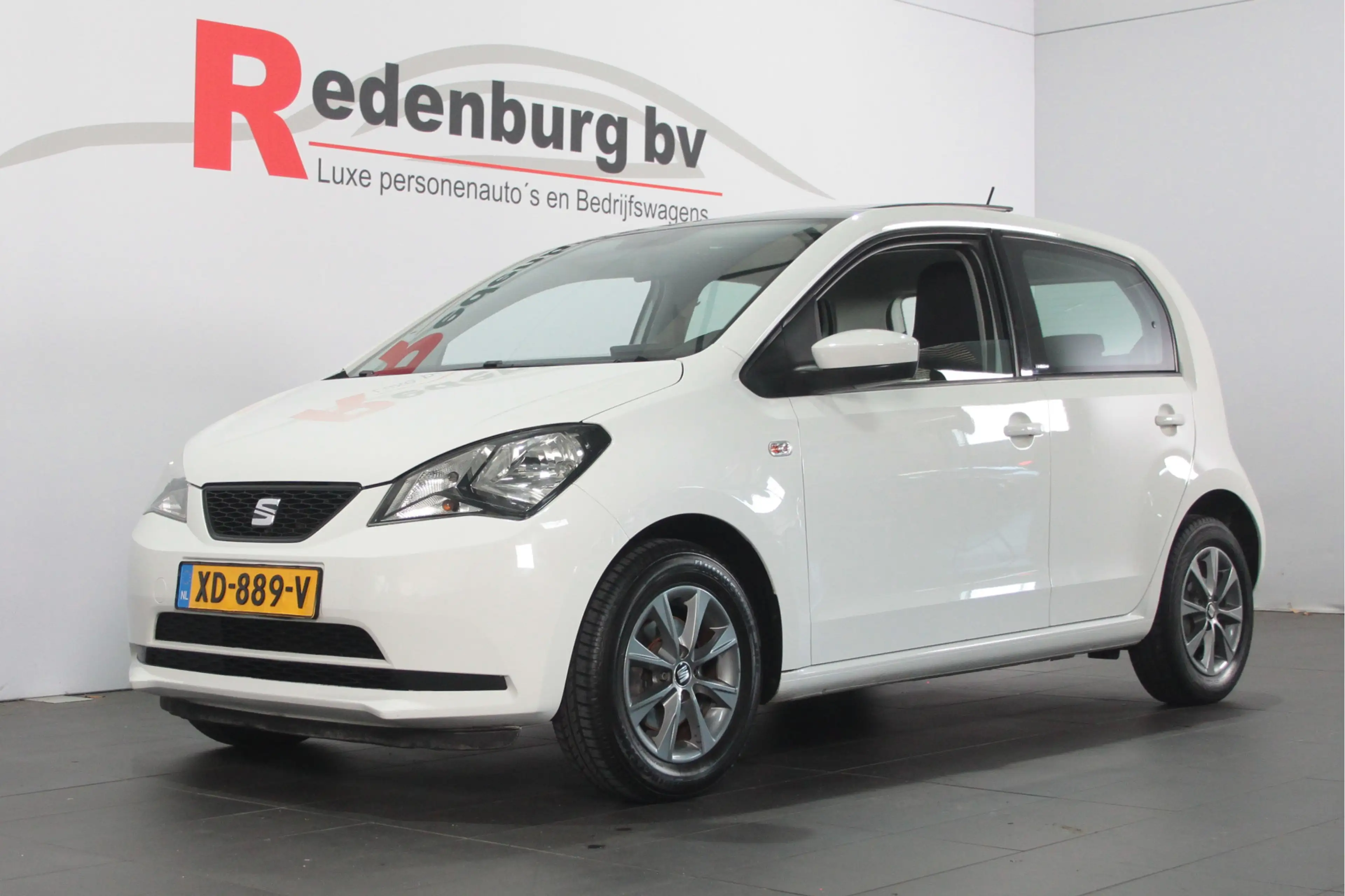SEAT Mii 1.0 Style Chic - 55kw / 75pk - Pano / Camera — photo 26