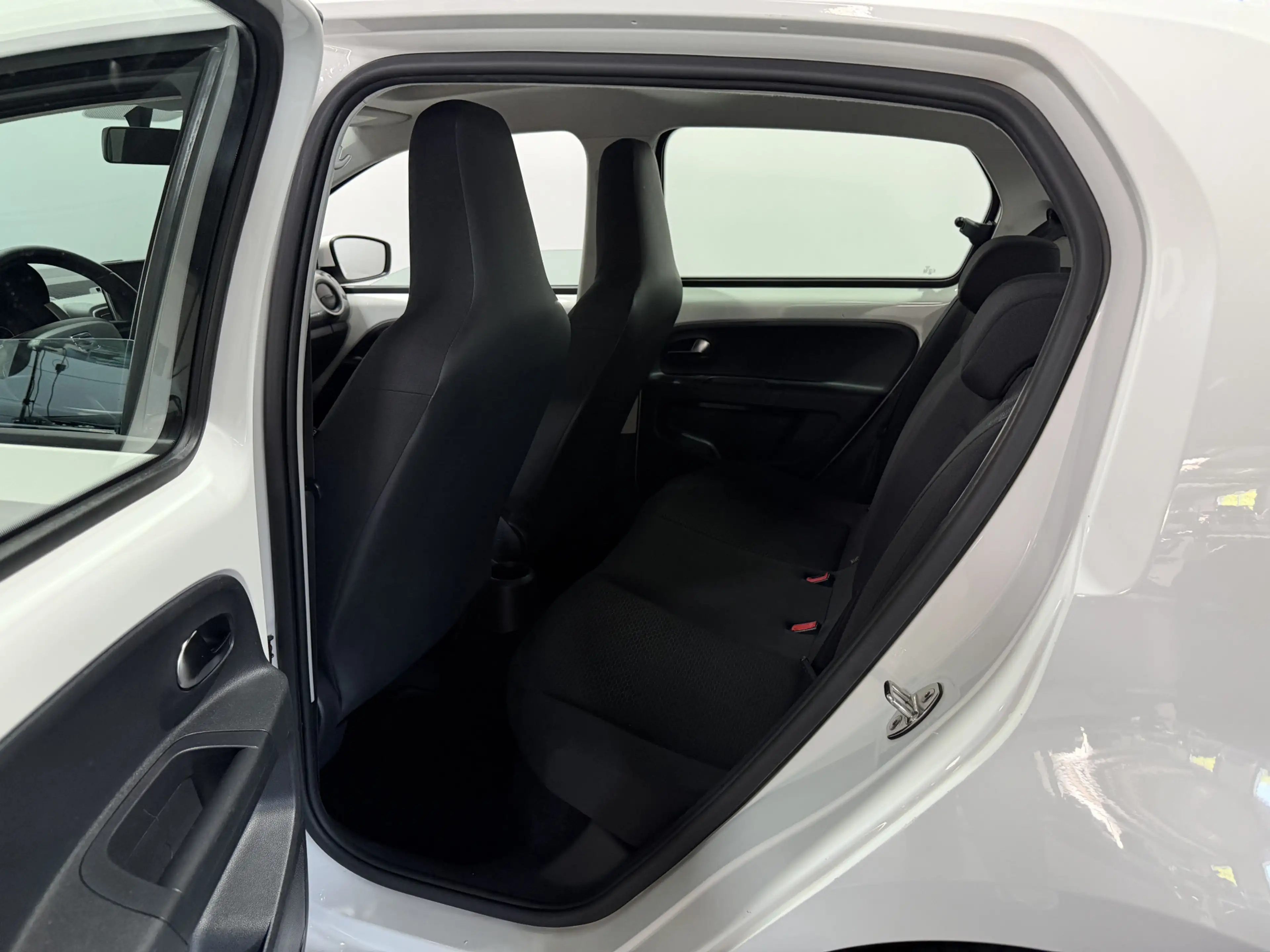 SEAT Mii 1.0 Style Chic - 55kw / 75pk - Pano / Camera — photo 19