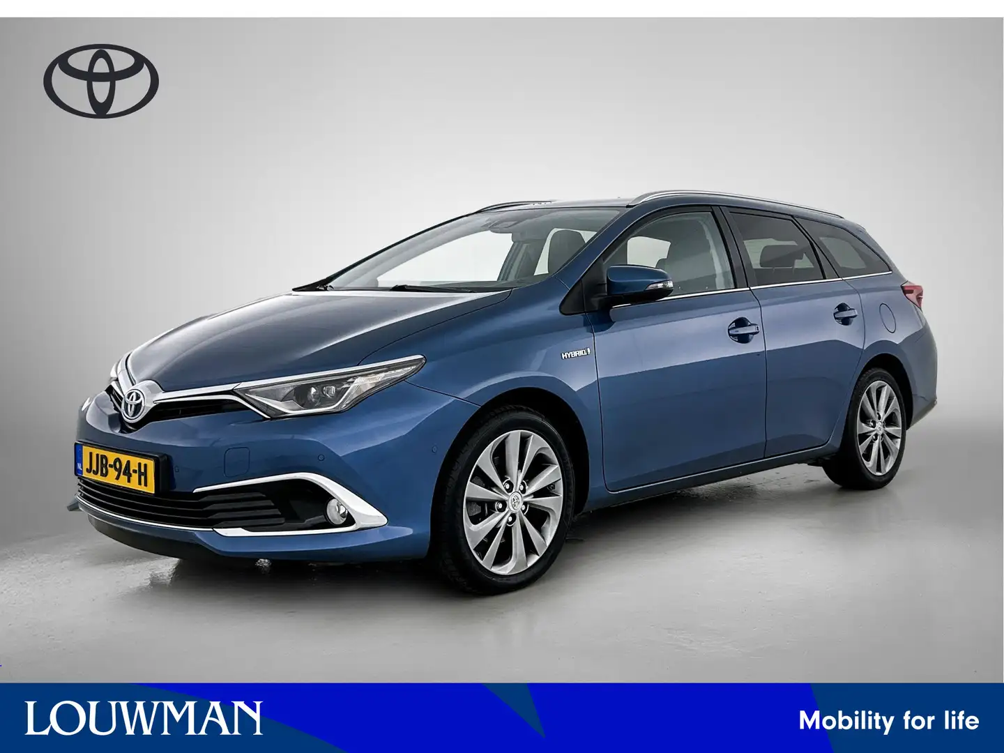 Toyota Auris Touring Sports 1.8 Hybrid Executive Blauw - 1
