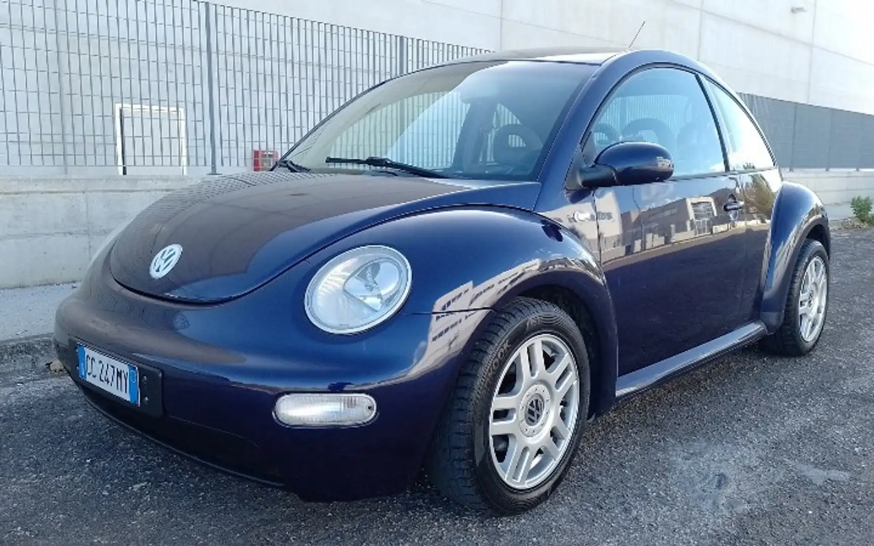 Volkswagen New Beetle 1.6 102cv - 2