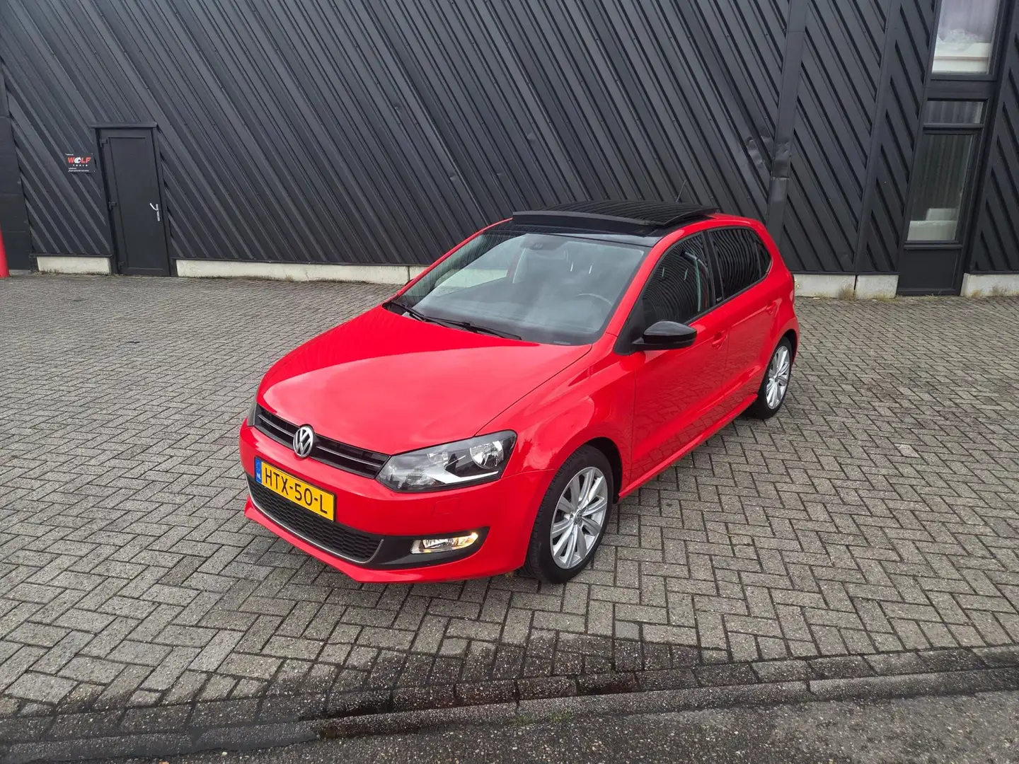 Volkswagen Polo 1.2 TSI Comfortline Pano Cruise Zeer mooie auto Rot - 1