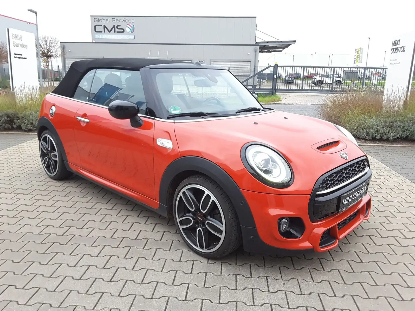 MINI Cooper S Cabrio JCW Kit,Alu.Leder,Navi,RFK,LED, Orange - 2