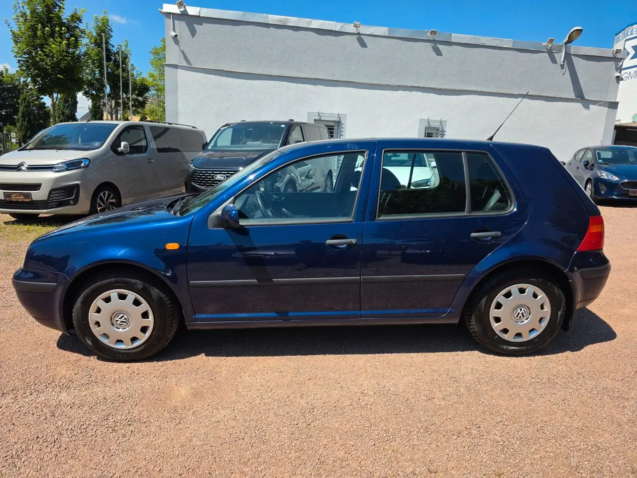Volkswagen Golf 1.6 Trendline, foto 4