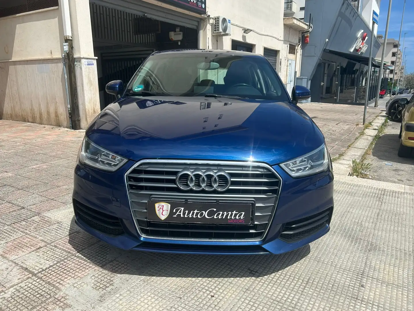 Audi A1 Sportback 1.4 tdi Sport - PERFETTA Azul - 2