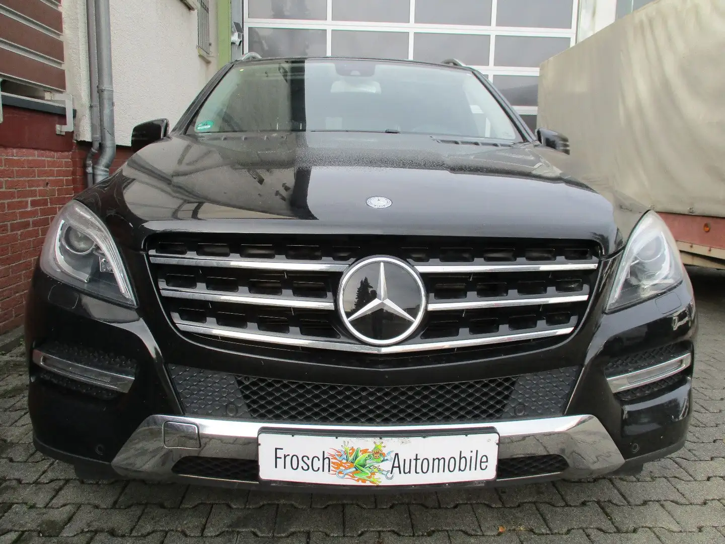 Mercedes-Benz ML 350 BlueEffi*GSD*Airmatik*Memory*AHK*2.Hd Schwarz - 1