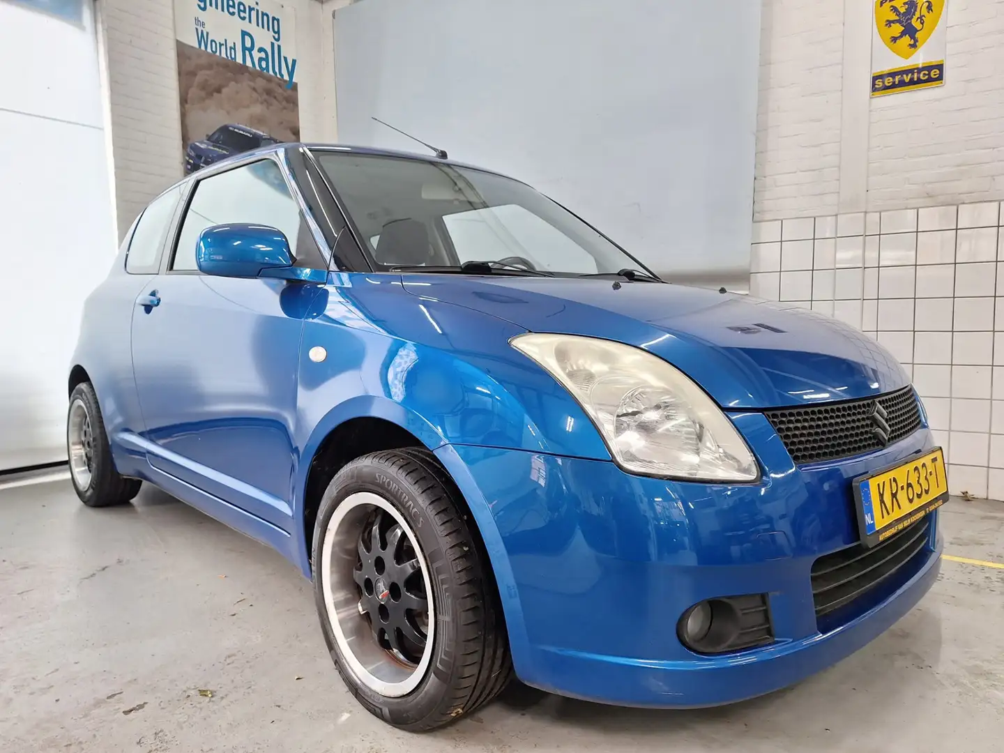 Suzuki Swift 1.5 Comfort Blue - 1