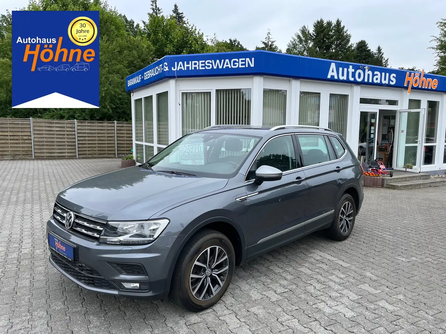 Volkswagen Tiguan Allspace Comfortline 1.5 TSI Comfortline-AHK-PanoDach Gris - 1