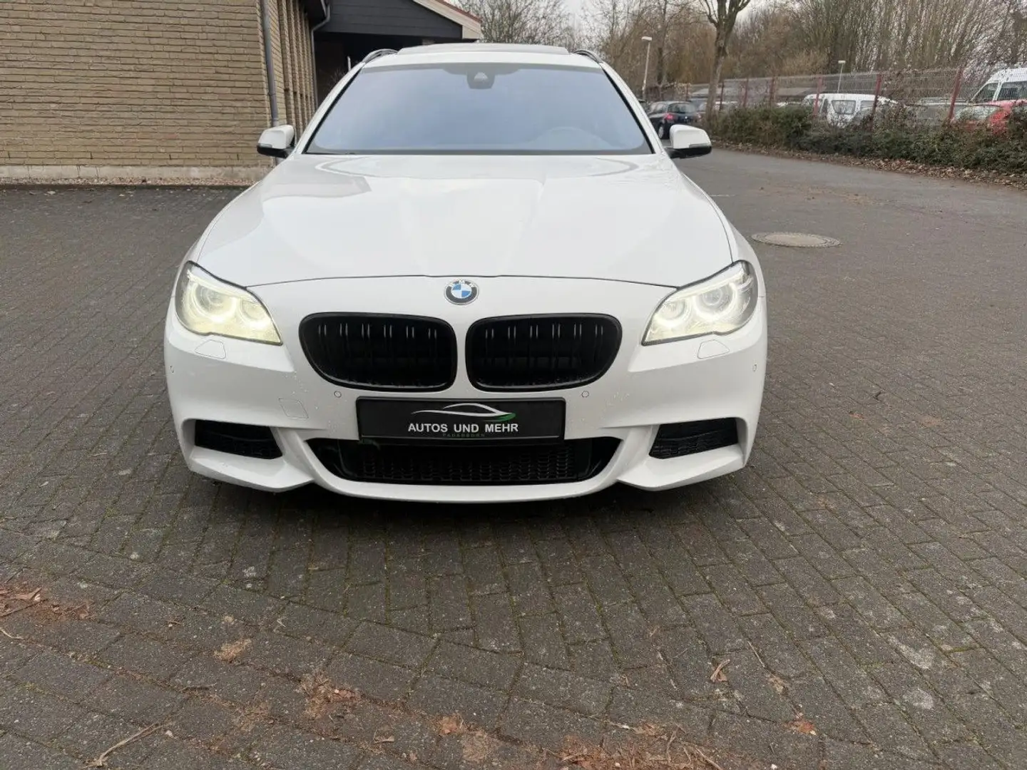 BMW 535 5 Touring 535 d Klima Xenon Navi Leder Weiß - 2