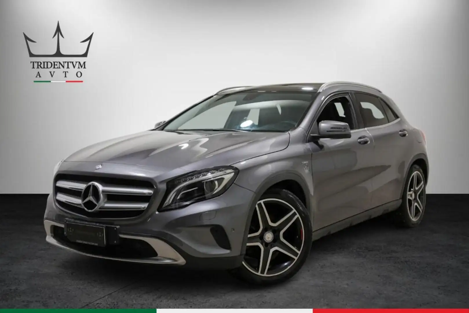 Mercedes-Benz GLA 200 d (cdi) Premium 4matic auto Grigio - 1