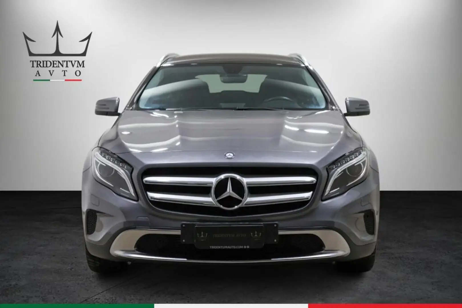 Mercedes-Benz GLA 200 d (cdi) Premium 4matic auto Grigio - 2